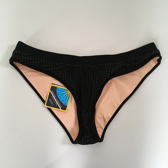 New Fabletics Valentina Bikini Bottom Black Size L - Picture 3 of 5